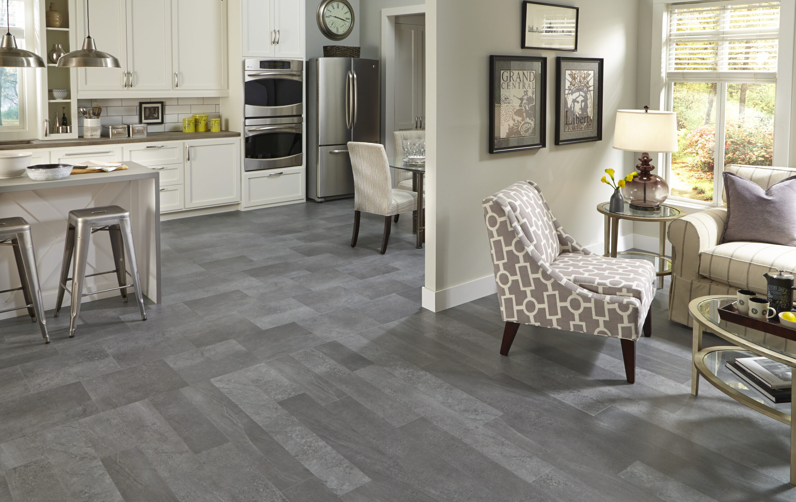 Mannington AduraFlex Meridian room scene