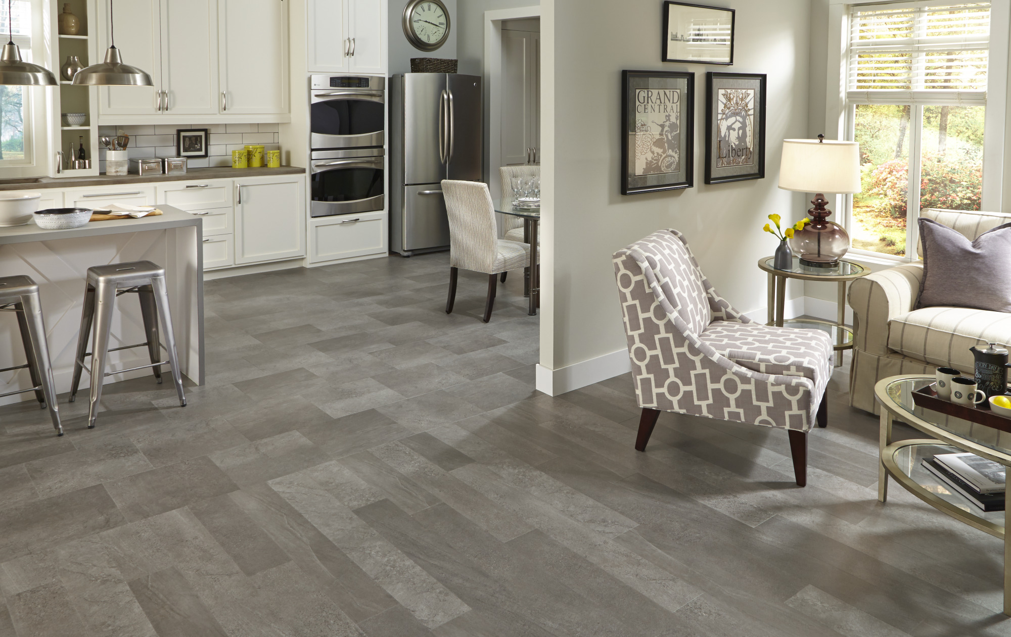 Mannington AduraMax Meridian room scene