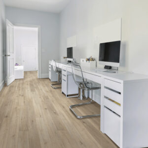 Mohawk RevWood Plus Hampton Villa Peak